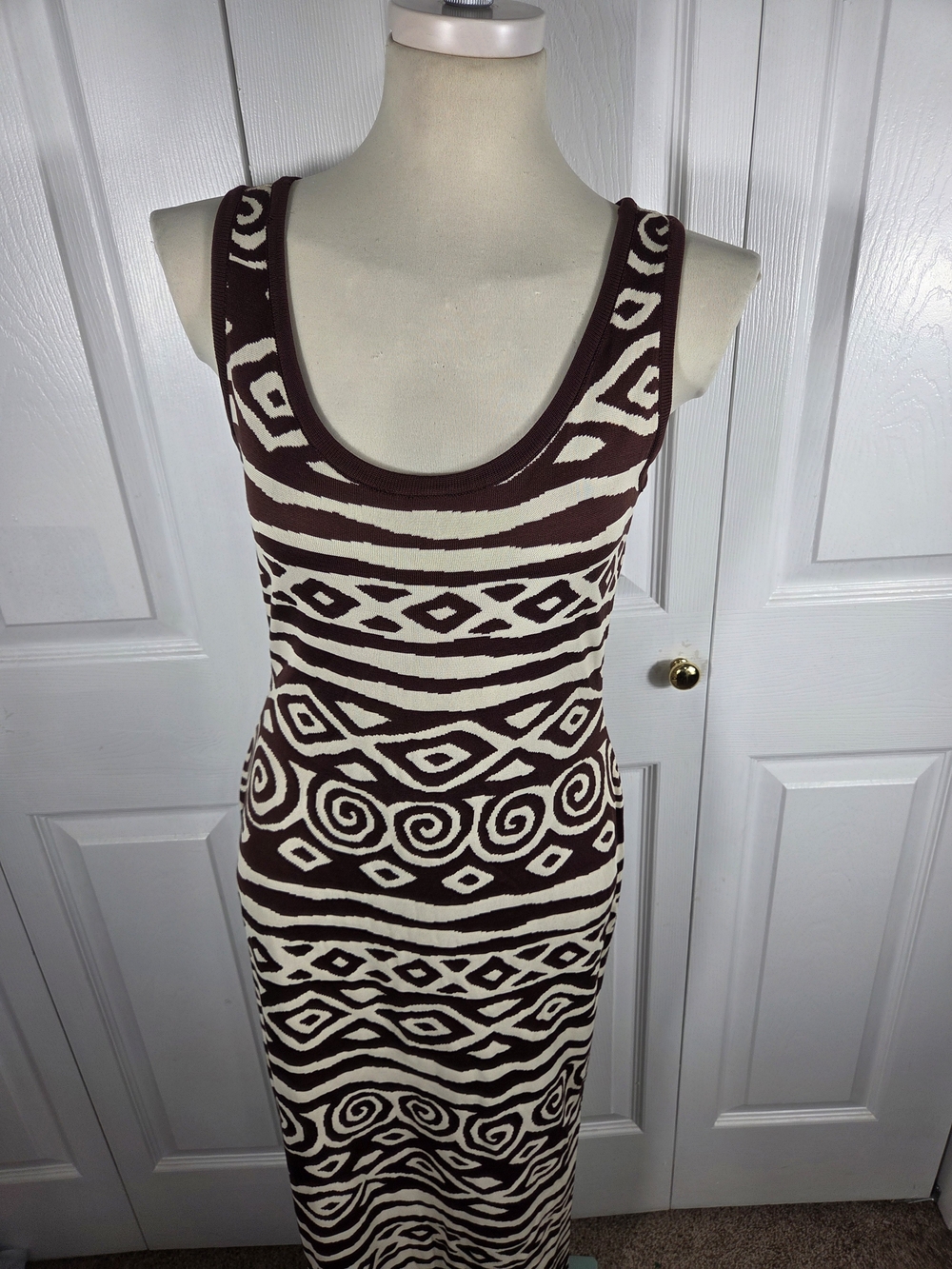 St. John Collection Brown Ivory Knit Geometric Sleeveless Midi Dress Sz 4